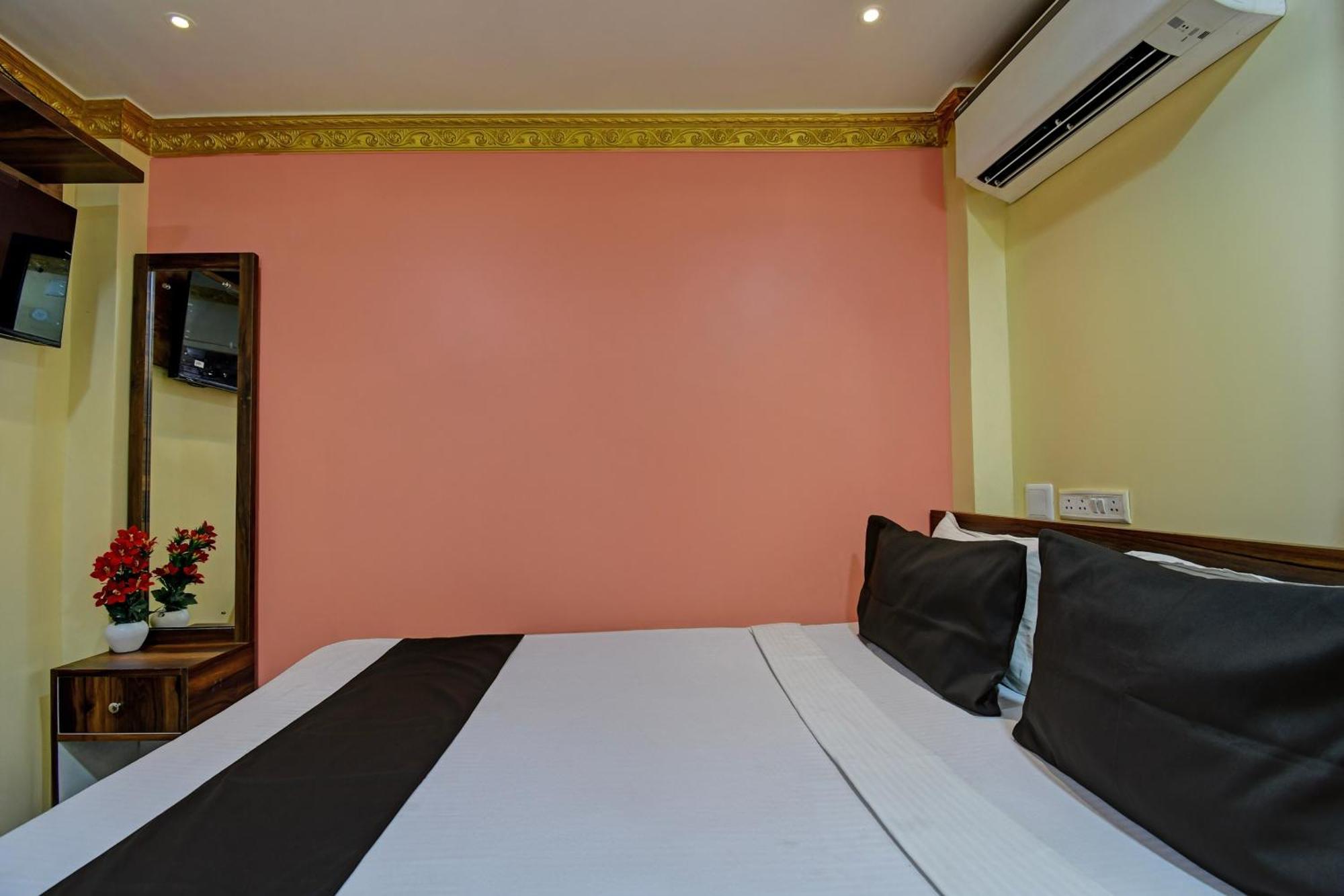 Hotel O Star View Calcutta Extérieur photo